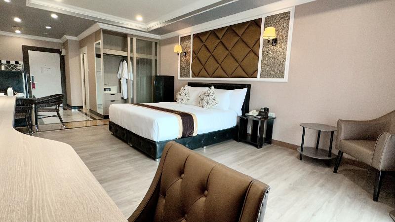 KTK Pattaya Hotel & Residence - Oda