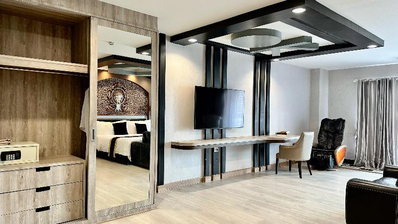KTK Pattaya Hotel & Residence - Oda