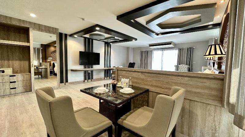 KTK Pattaya Hotel & Residence - Oda
