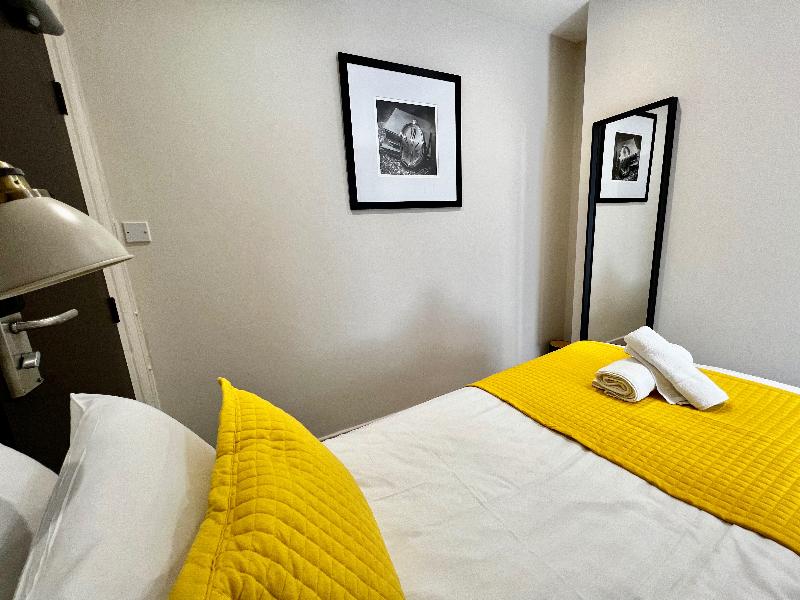 Pearl and Pebbles Hotel - Genel