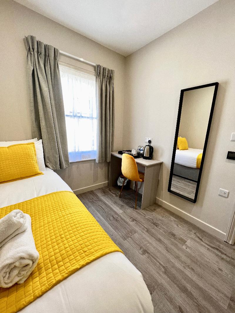 Pearl and Pebbles Hotel - Genel