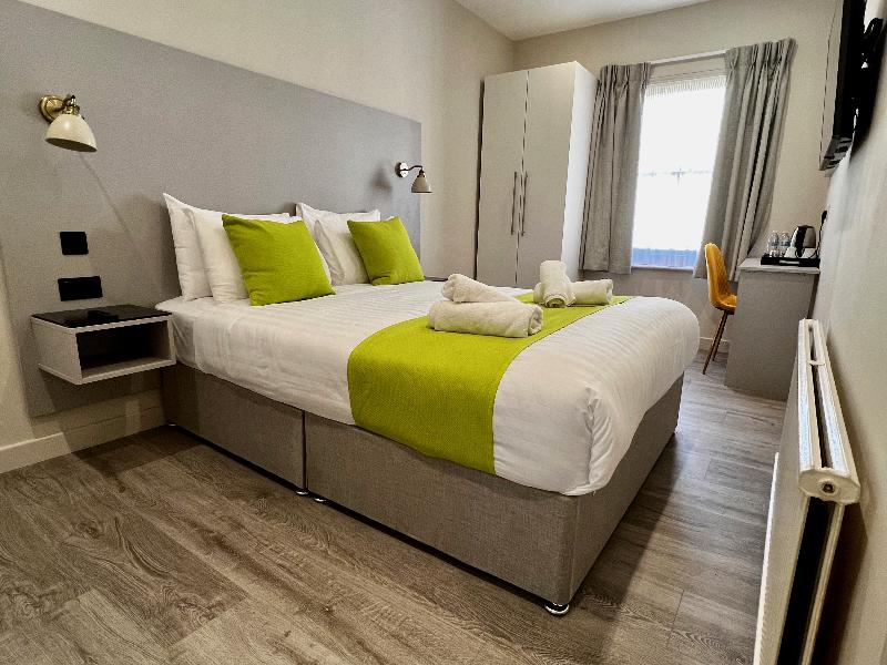 Pearl and Pebbles Hotel - Genel