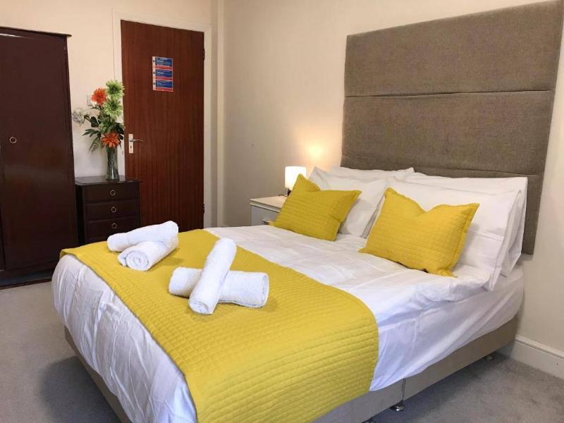 Pearl and Pebbles Hotel - Oda