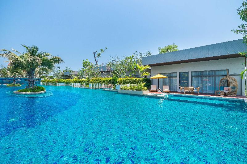 Avani+ Hua Hin Resort - Havuz
