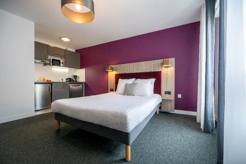 Nemea Appart Hotel Quai Victor Tours Centre - Oda