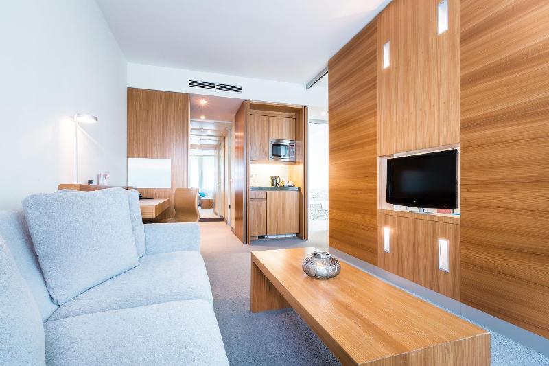 Lindner Hotel Berlin Ku'damm, part of JdV by Hyatt - Oda