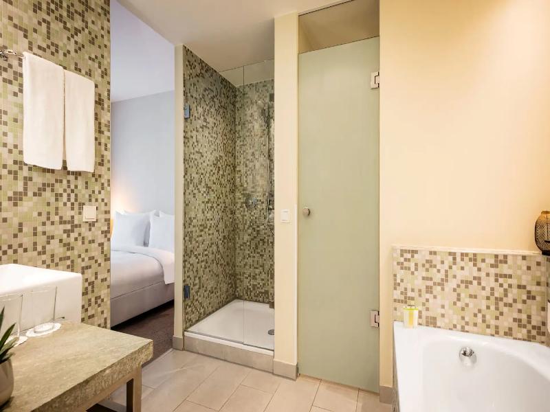 Lindner Hotel Berlin Ku'damm, part of JdV by Hyatt - Oda