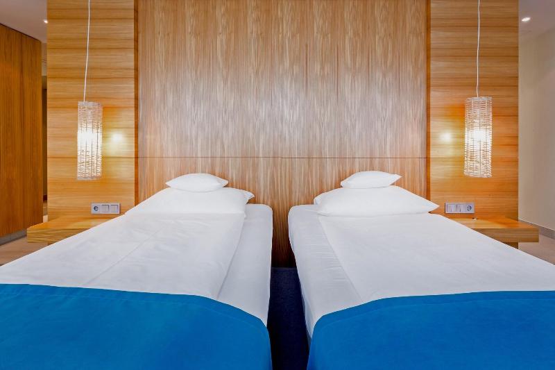 Lindner Hotel Berlin Ku'damm, part of JdV by Hyatt - Oda