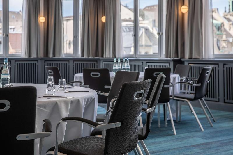 Radisson Blu Hotel Schwarzer Bock - Toplantı