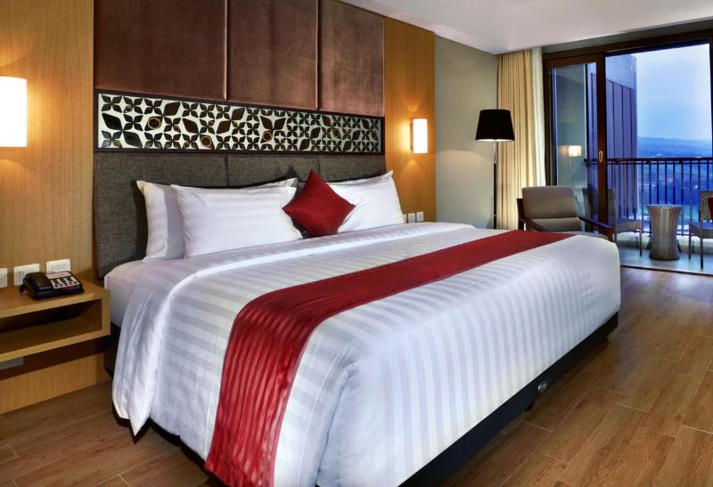 ASTON Sentul Lake Resort & Conference Center - Genel