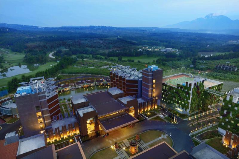 ASTON Sentul Lake Resort & Conference Center - Genel