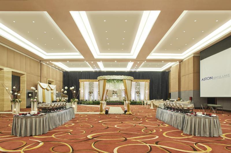 ASTON Sentul Lake Resort & Conference Center - Genel