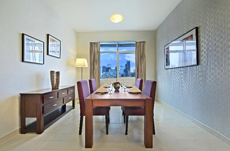 The Curve Hotel - Oda