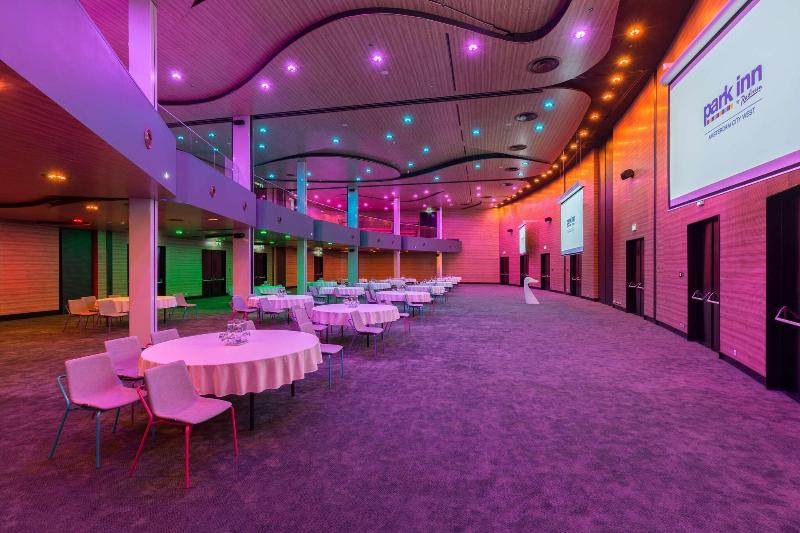 Park Inn By Radisson Amsterdam City West - Toplantı