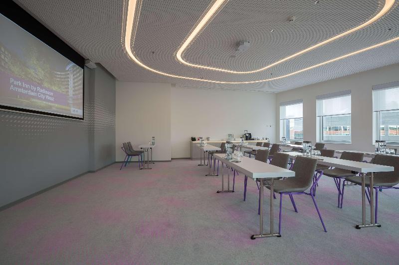 Park Inn By Radisson Amsterdam City West - Toplantı