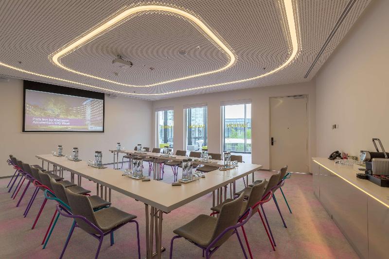 Park Inn By Radisson Amsterdam City West - Toplantı