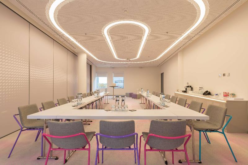 Park Inn By Radisson Amsterdam City West - Toplantı