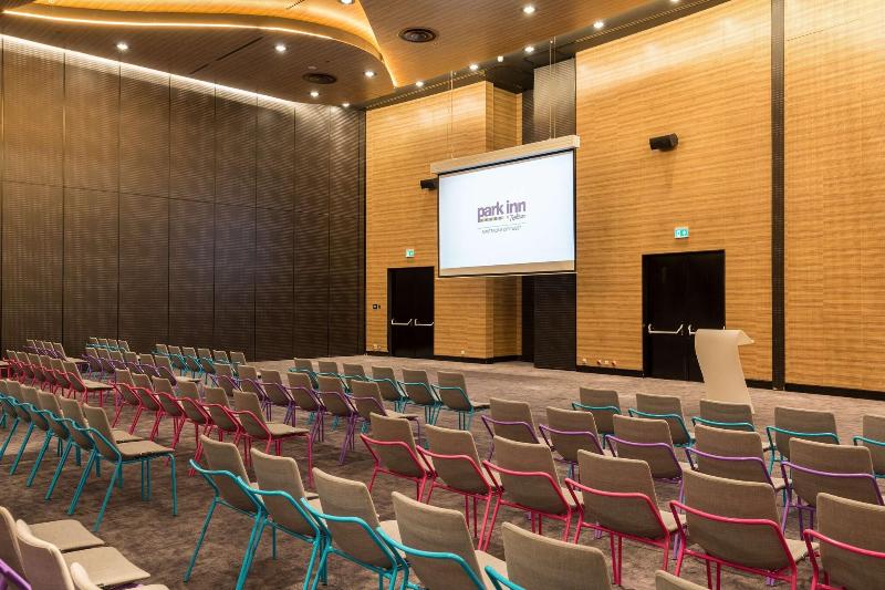 Park Inn By Radisson Amsterdam City West - Toplantı