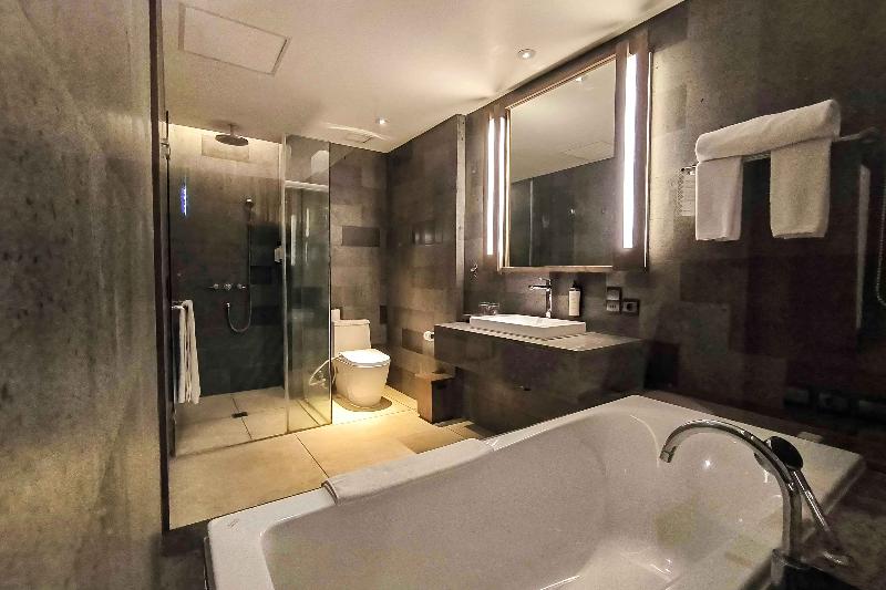 Wyndham Tamansari Jivva Resort - Oda