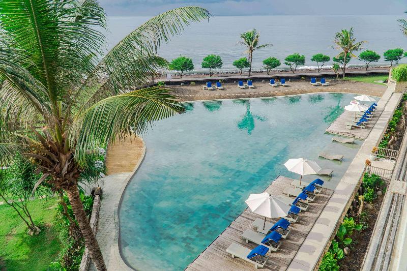 Wyndham Tamansari Jivva Resort - Havuz