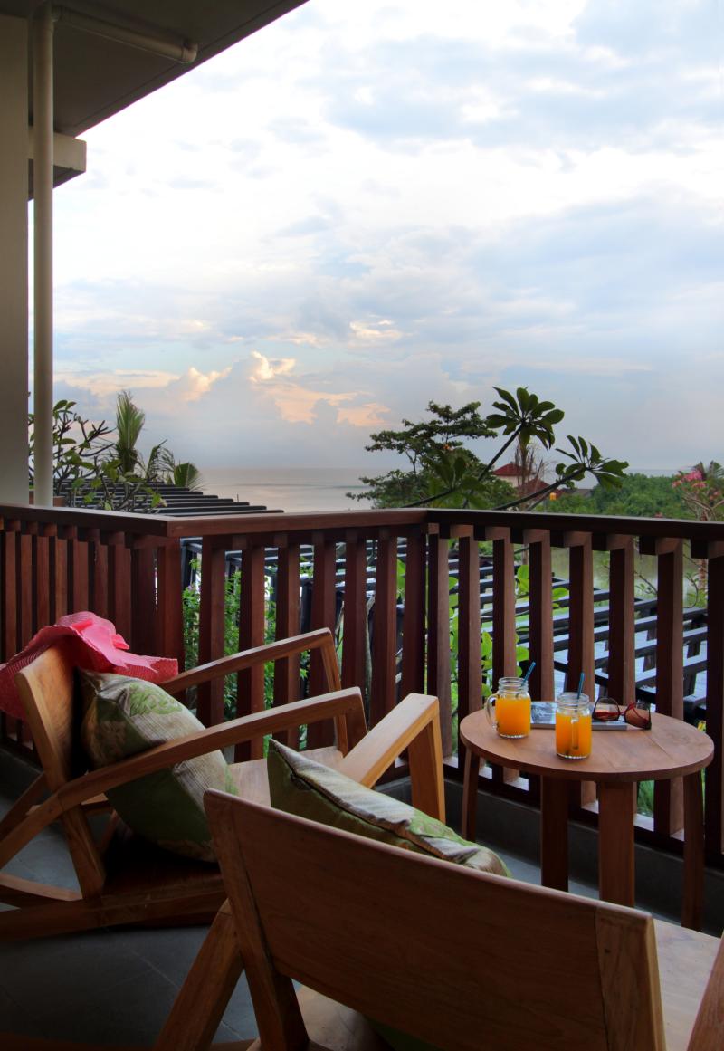 Swarga Suites Bali Berawa, Marclan Collection - Teras