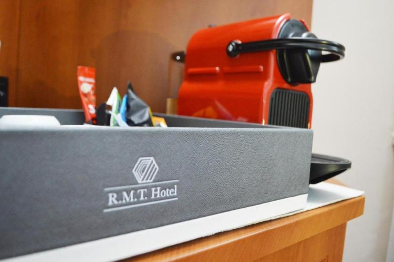 Athos R.M.T. Hotel - Oda