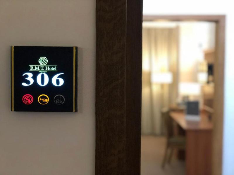 Athos R.M.T. Hotel - Oda