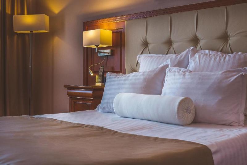 Athos R.M.T. Hotel - Oda