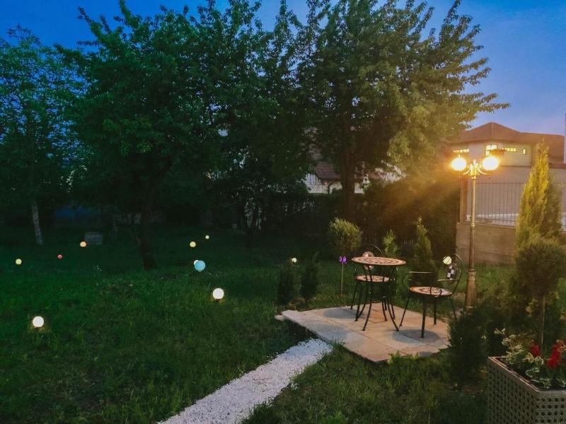 Athos R.M.T. Hotel - Teras