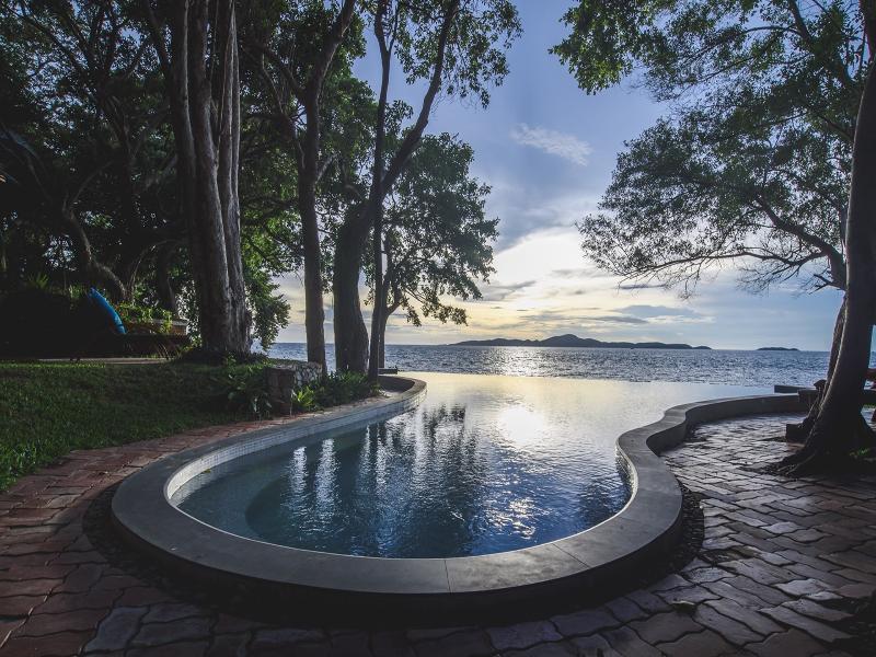 The Monttra Pattaya - Havuz