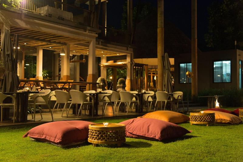 Lala Mukha Tented Resort, Khao Yai - Bar