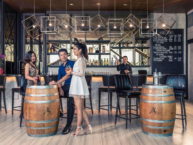 Mercure Bangkok Makkasan - Bar