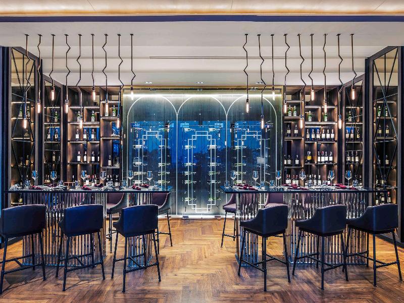 Mercure Bangkok Makkasan - Bar