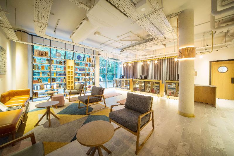DoubleTree by Hilton London Kingston Upon Thames - Lobi