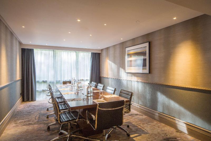 DoubleTree by Hilton London Kingston Upon Thames - Genel