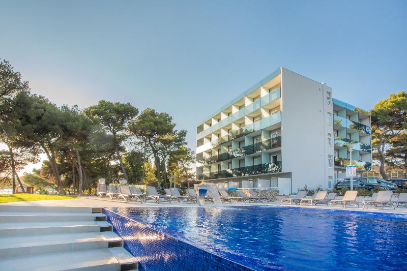 Villas Arausana and Antonina - Havuz
