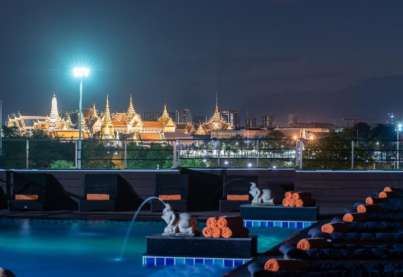 Dang Derm in The Park Khaosan - Havuz