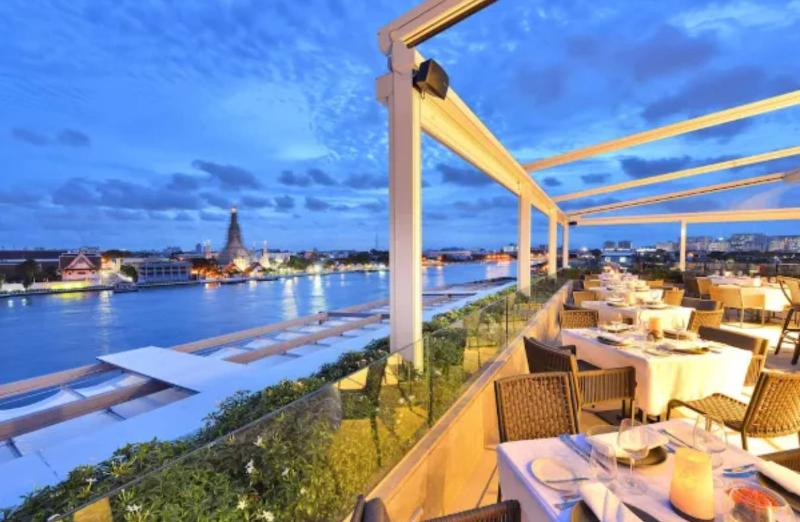 Riva Arun Bangkok - Restoran