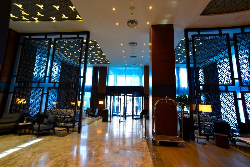 Golden Tulip Istanbul Bayrampasa (Halal Concept) - Lobi