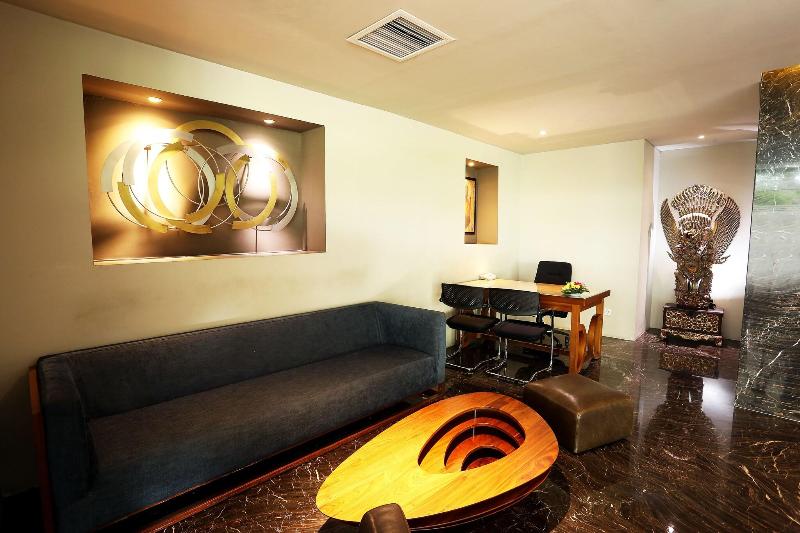 AONE Hotel - Lobi