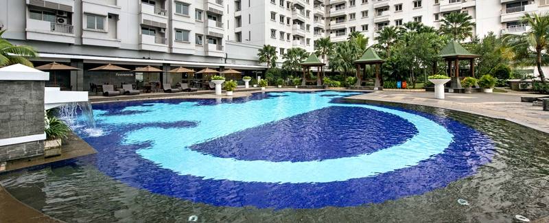 Grand Whiz Poins Square Simatupang - Havuz