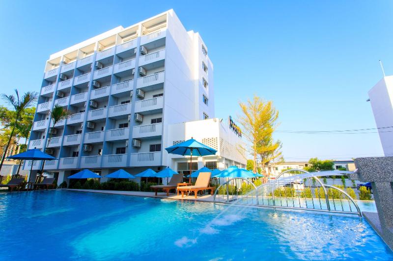 Recenta Phuket Suanluang - Havuz