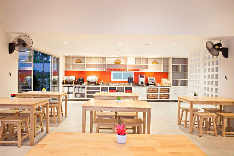 Recenta Phuket Suanluang - Restoran