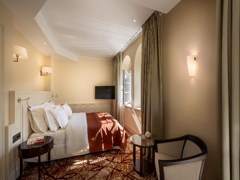 Boutique Hotel Alhambra - Oda