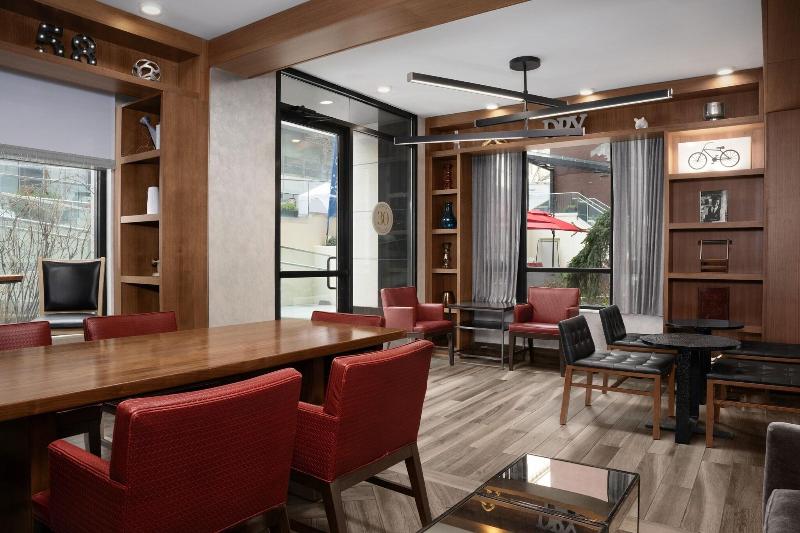 Fairfield Inn & Suites NY Manhattan/Central Park - Lobi