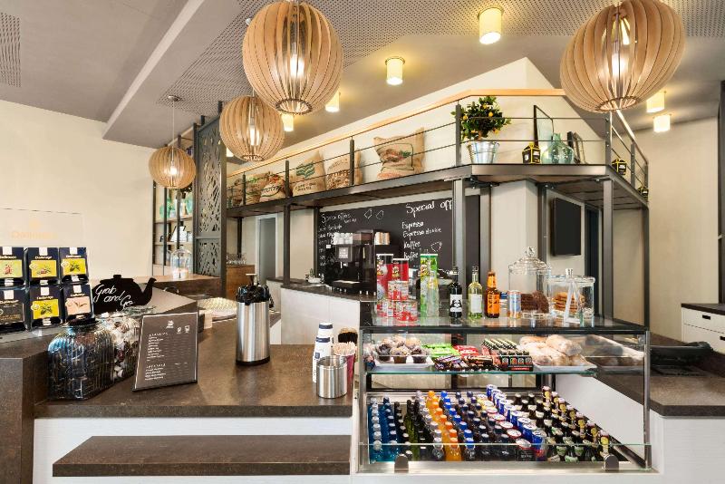 Super 8 Munich City West - Bar