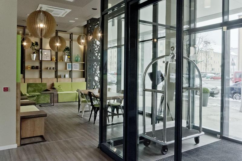 Super 8 Munich City West - Lobi