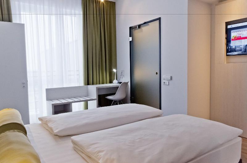 Super 8 Munich City West - Oda