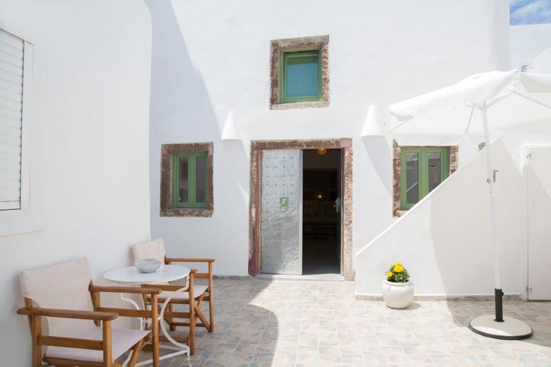Ayoba Santorini - Genel