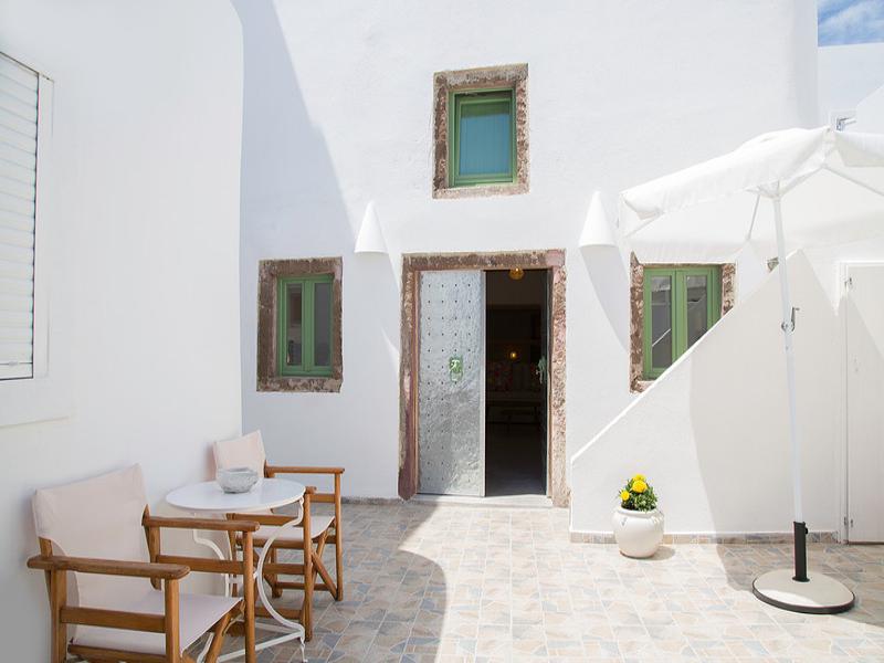 Ayoba Santorini - Genel